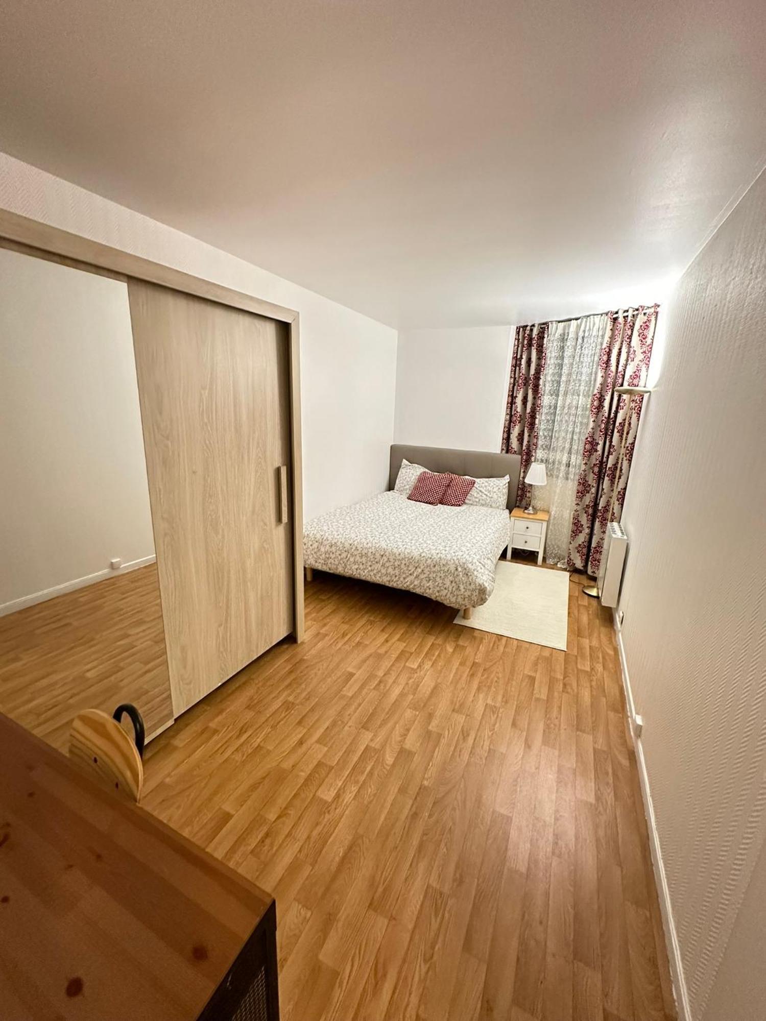 Appartement En Residence- Clichy Exterior photo